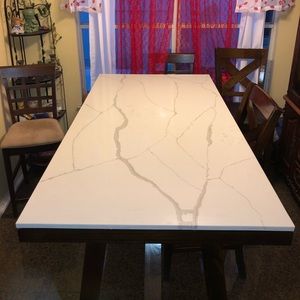 Table slab piece CitiQuartz
